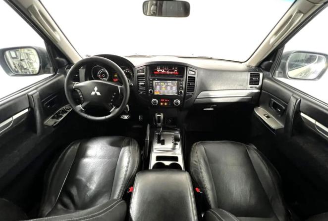 Mitsubishi Pajero IV Рестайлинг 1 с пробегом 2012 года, цена 1 350 000 рублей, 575049 км, внедорожник, Автокод Объявления