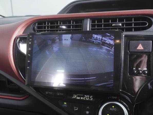 Toyota Aqua I Рестайлинг с пробегом 2015 года, цена 1 089 000 рублей, 150552 км, хэтчбек, Автокод Объявления