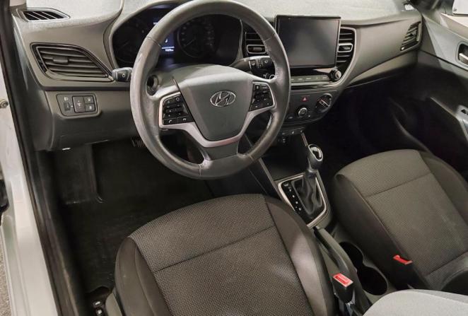 Hyundai Solaris II Рестайлинг с пробегом 2021 года, цена 1 550 000 рублей, 99274 км, седан, Автокод Объявления