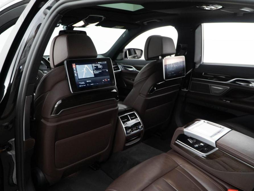 BMW 7 серии VI (G11/G12) Рестайлинг Москва  - изображение 11
