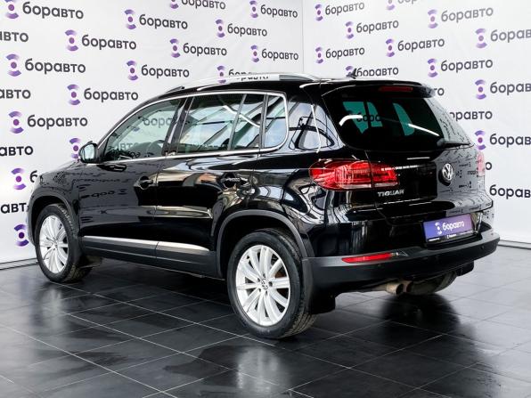 Volkswagen Tiguan I Рестайлинг с пробегом 2015 года, цена 1 573 000 рублей, 142106 км, внедорожник, Автокод Объявления
