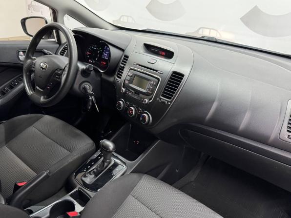 Kia Cerato III Рестайлинг (Classic) с пробегом 2019 года, цена 1 415 000 рублей, 160406 км, седан, Автокод Объявления