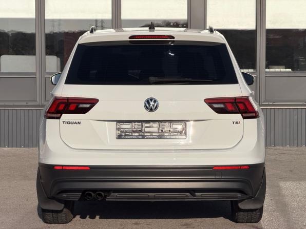 Volkswagen Tiguan II с пробегом 2017 года, цена 1 849 000 рублей, 175000 км, внедорожник, Автокод Объявления
