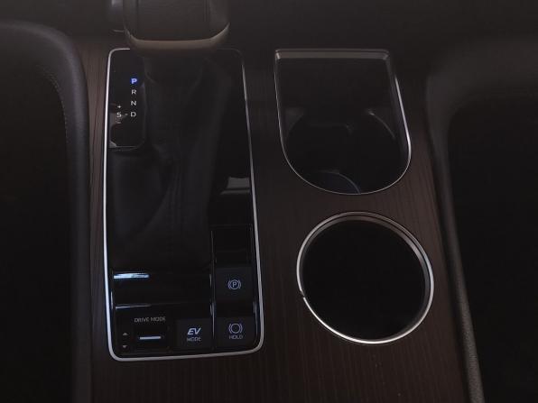 Toyota Sienna IV с пробегом 2022 года, цена 4 700 000 рублей, 129439 км, минивэн, Автокод Объявления