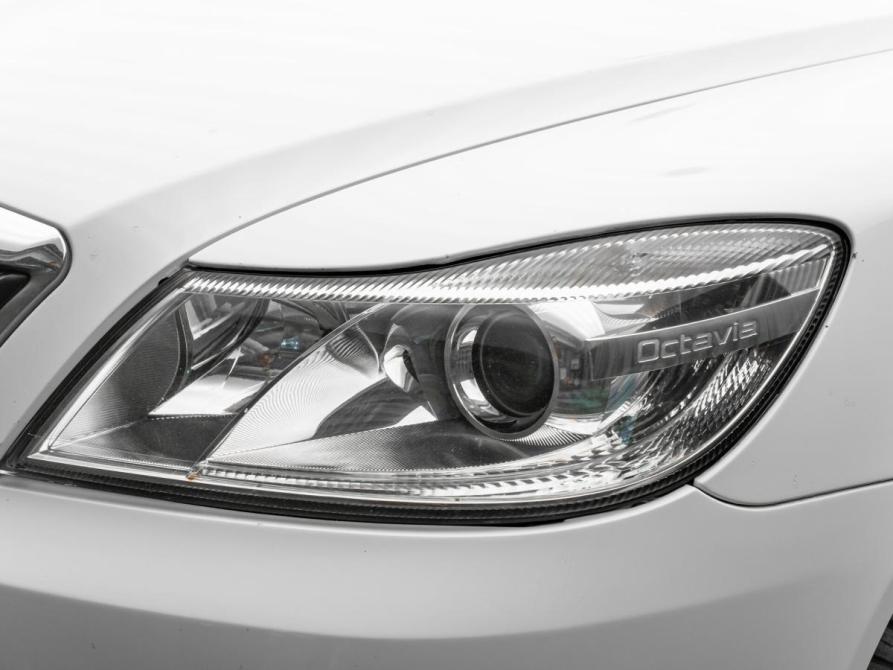 Skoda Octavia II (A5) Рестайлинг Москва  - изображение 19