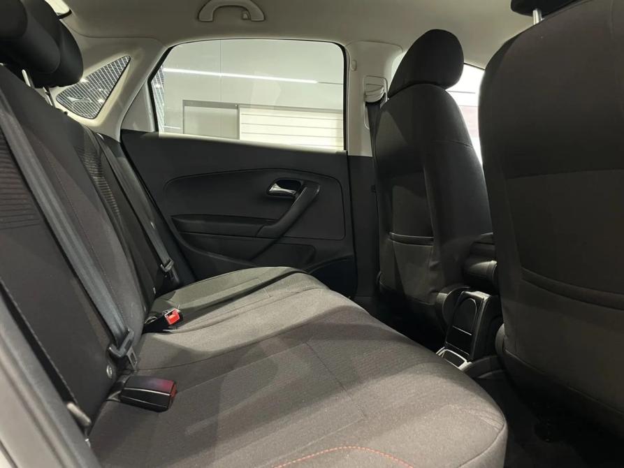 Volkswagen Polo V Рестайлинг Москва  - изображение 12