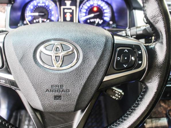 Toyota Camry VII (XV50) Рестайлинг 2 с пробегом 2018 года, цена 2 139 000 рублей, 177374 км, седан, Автокод Объявления