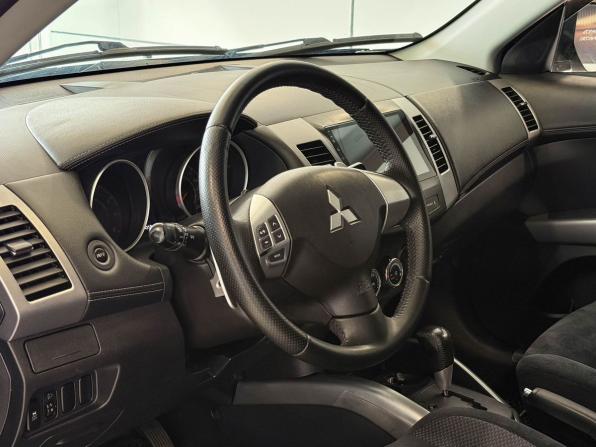 Mitsubishi Outlander II Рестайлинг с пробегом 2011 года, цена 1 187 000 рублей, 149219 км, внедорожник, Автокод Объявления