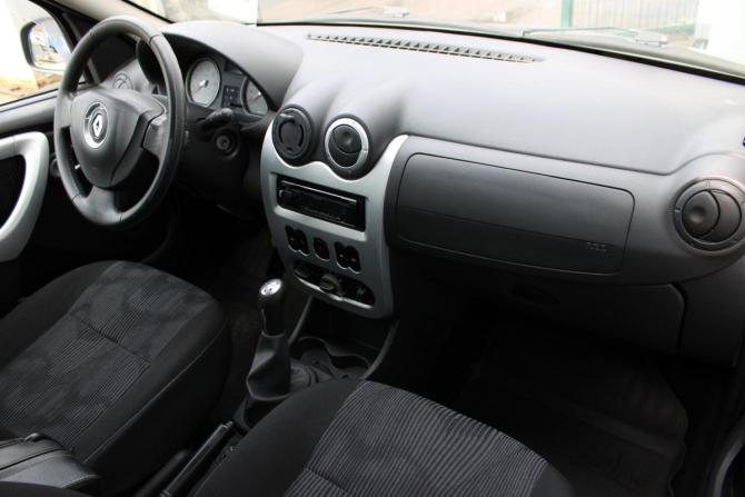 Renault Logan I Рестайлинг с пробегом 2011 года, цена 565 000 рублей, 149534 км, седан, Автокод Объявления