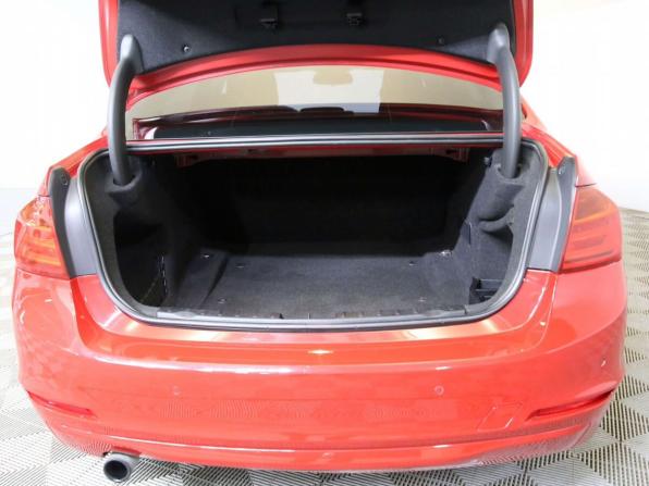 BMW 3 серии VI (F3x) с пробегом 2013 года, цена 1 199 000 рублей, 216932 км, седан, Автокод Объявления