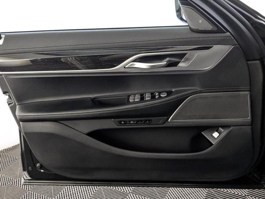 BMW 7 серии VI (G11/G12) Рестайлинг Санкт-Петербург  - изображение 19