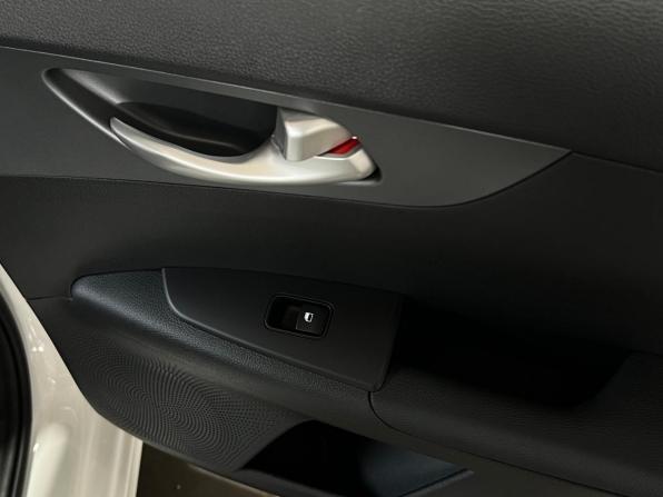 Kia K3 II (China Market) Рестайлинг с пробегом 2025 года, цена 2 490 000 рублей, 15 км, седан, Автокод Объявления