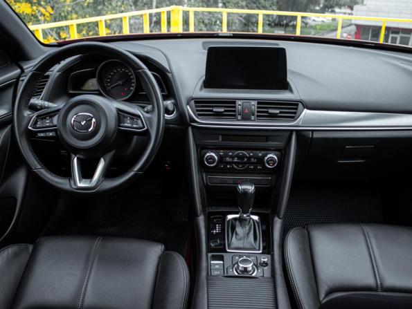 Mazda CX-4 I Рестайлинг с пробегом 2023 года, цена 2 775 000 рублей, 59000 км, внедорожник, Автокод Объявления