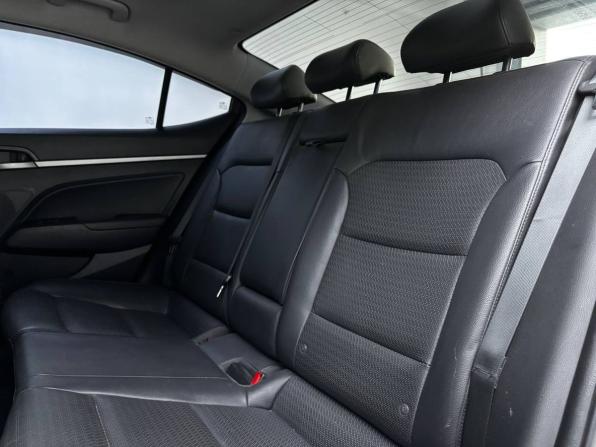 Hyundai Elantra VI (AD) с пробегом 2017 года, цена 1 590 000 рублей, 119601 км, седан, Автокод Объявления