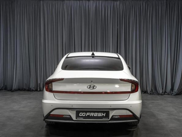 Hyundai Sonata VIII (DN8) с пробегом 2021 года, цена 2 349 000 рублей, 128843 км, седан, Автокод Объявления