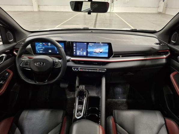 Geely Coolray I Рестайлинг с пробегом 2024 года, цена 2 335 000 рублей, 13000 км, внедорожник, Автокод Объявления
