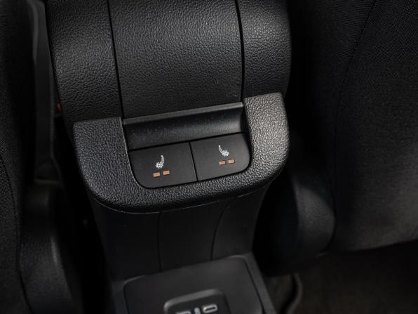 Skoda Rapid II с пробегом 2021 года, цена 2 210 000 рублей, 79105 км, лифтбек, Автокод Объявления