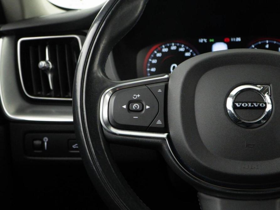 Volvo XC60 II Москва  - изображение 12