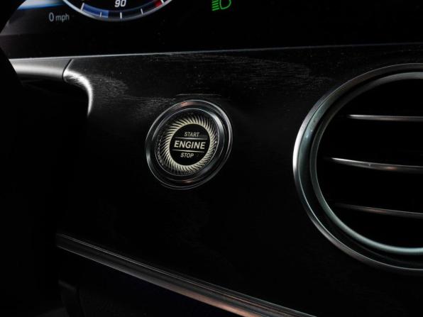 Mercedes-Benz E-Класс V (W213 S213 C238) с пробегом 2017 года, цена 3 159 000 рублей, 118406 км, седан, Автокод Объявления