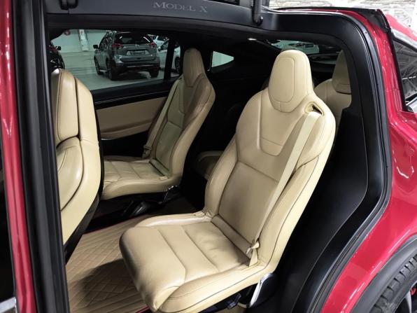 Tesla Model X I с пробегом 2016 года, цена 3 850 000 рублей, 102436 км, внедорожник, Автокод Объявления