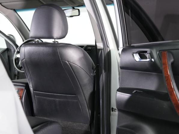 Toyota Highlander II (XU40) Рестайлинг с пробегом 2011 года, цена 1 820 000 рублей, 283424 км, внедорожник, Автокод Объявления