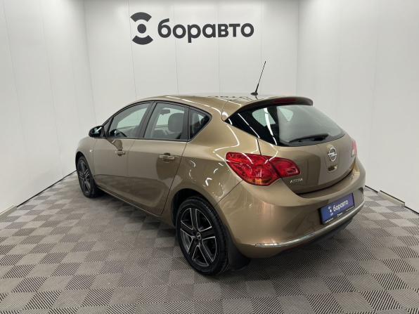 Opel Astra J Рестайлинг с пробегом 2012 года, цена 890 000 рублей, 127102 км, хэтчбек, Автокод Объявления