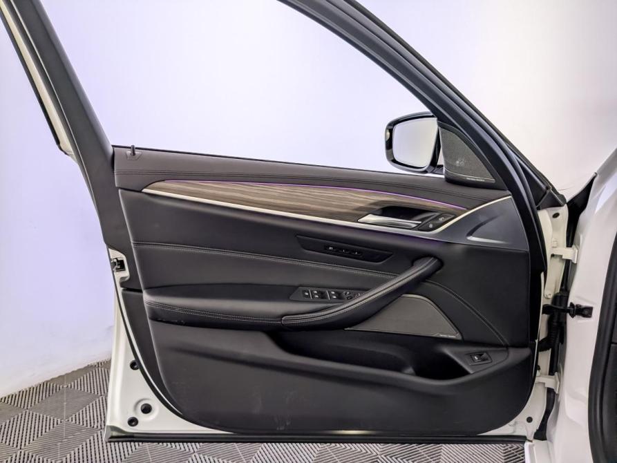 BMW 5 серии VII (G30/G31/G38) Москва  - изображение 19