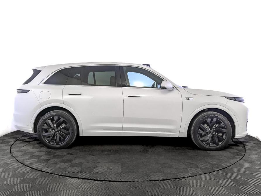 Li Auto (Lixiang) L7 I Москва  - изображение 4