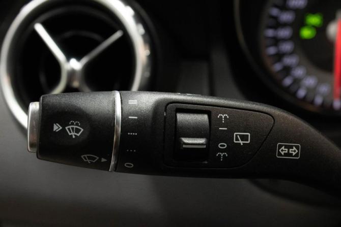 Mercedes-Benz GLA I (X156) с пробегом 2014 года, цена 1 999 000 рублей, 159995 км, внедорожник, Автокод Объявления
