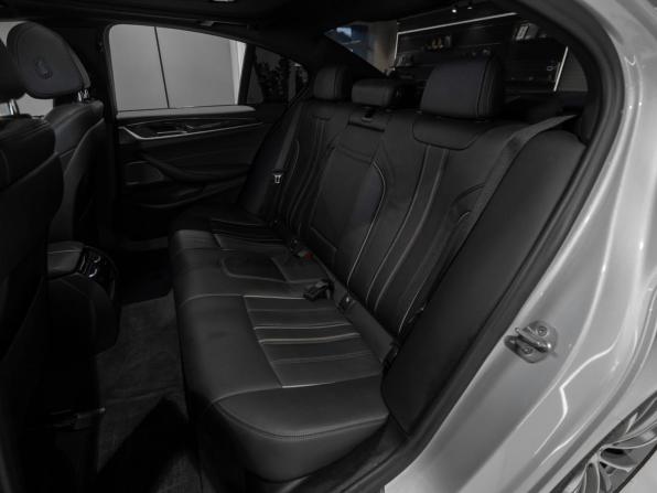 BMW 5 серии VII (G30/G31/G38) Рестайлинг с пробегом 2021 года, цена 4 500 000 рублей, 99701 км, седан, Автокод Объявления