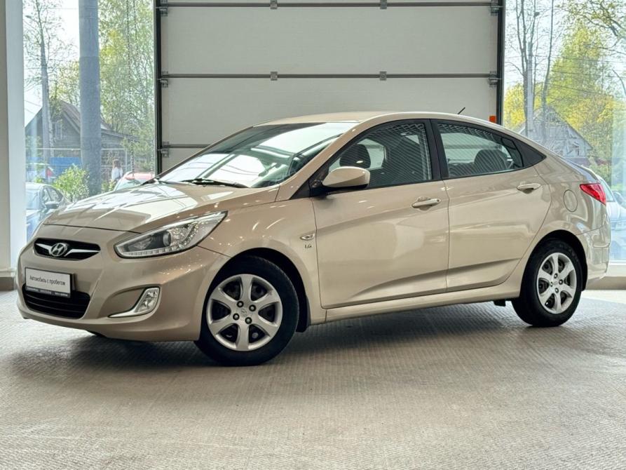 Hyundai Solaris I Санкт-Петербург  - изображение 1