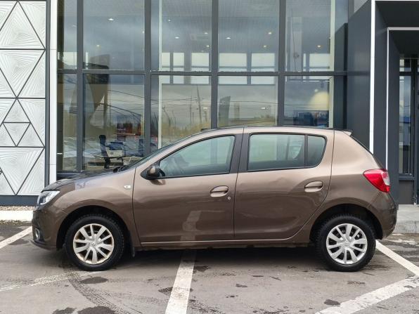 Renault Sandero II Рестайлинг с пробегом 2018 года, цена 949 000 рублей, 59525 км, хэтчбек, Автокод Объявления
