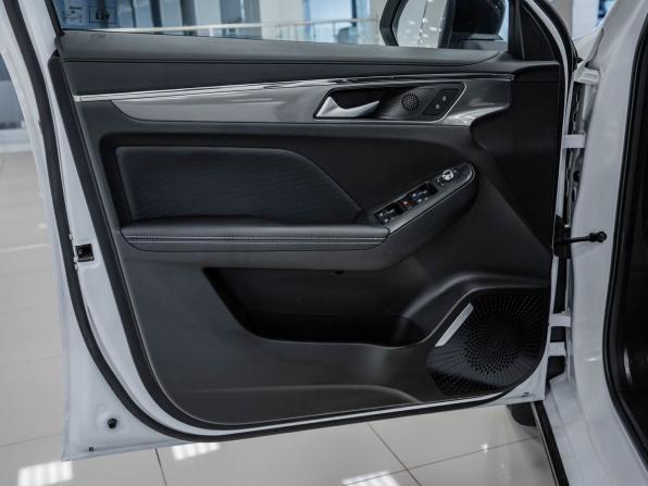 Haval Jolion I Рестайлинг с пробегом 2024 года, цена 1 908 000 рублей, 65715 км, внедорожник, Автокод Объявления