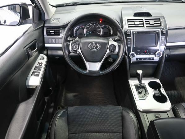Toyota Camry VII (XV50) с пробегом 2013 года, цена 1 579 900 рублей, 126304 км, седан, Автокод Объявления