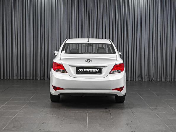 Hyundai Solaris I Рестайлинг с пробегом 2015 года, цена 779 000 рублей, 191605 км, седан, Автокод Объявления