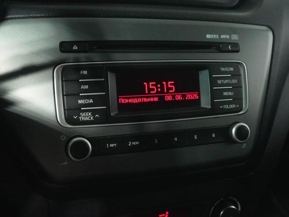 Kia Rio III Рестайлинг с пробегом 2015 года, цена 928 000 рублей, 174661 км, седан, Автокод Объявления