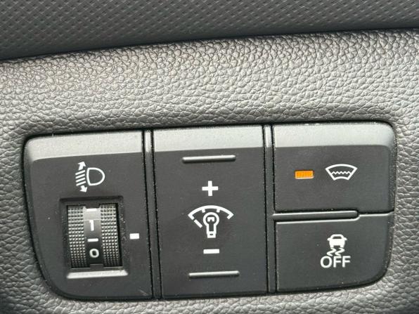 Hyundai Creta I Рестайлинг с пробегом 2021 года, цена 2 219 000 рублей, 46600 км, внедорожник, Автокод Объявления