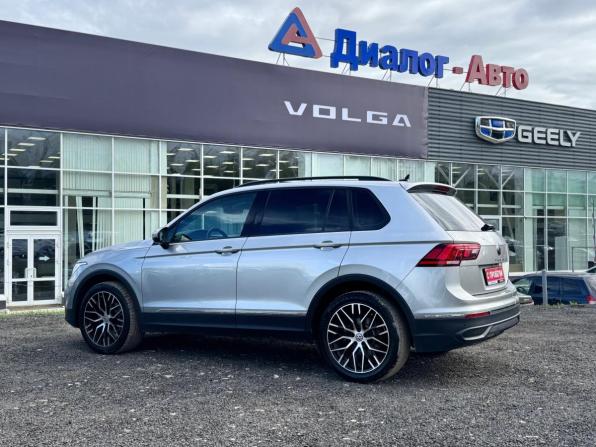 Volkswagen Tiguan II Рестайлинг с пробегом 2021 года, цена 2 719 000 рублей, 77800 км, внедорожник, Автокод Объявления