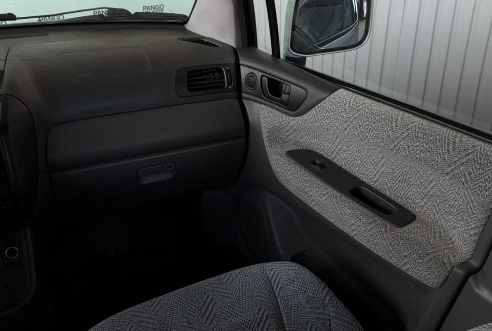 Mitsubishi Space Wagon III Киров  - изображение 13