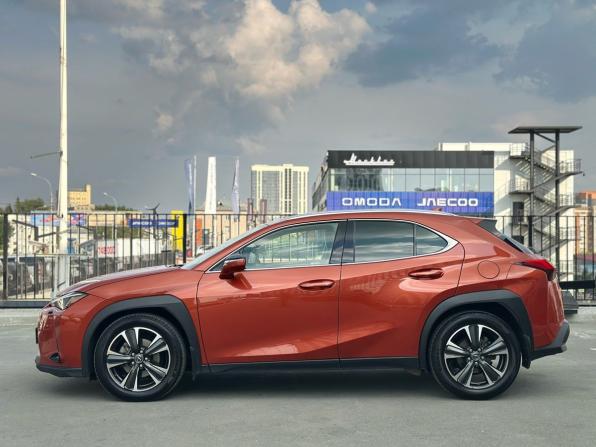 Lexus UX I с пробегом 2019 года, цена 2 415 000 рублей, 143951 км, внедорожник, Автокод Объявления