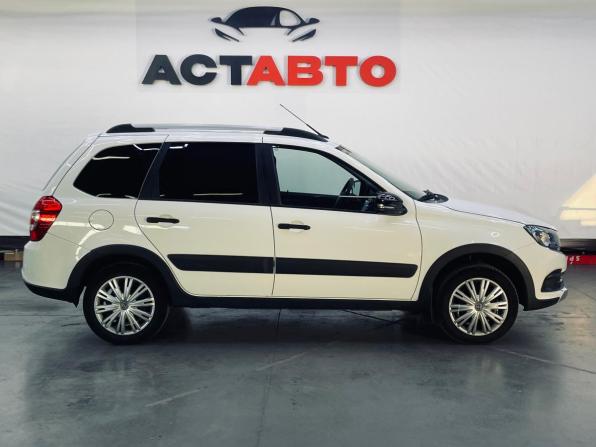 Lada (ВАЗ) Granta I Рестайлинг с пробегом 2020 года, цена 816 000 рублей, 32602 км, универсал, Автокод Объявления