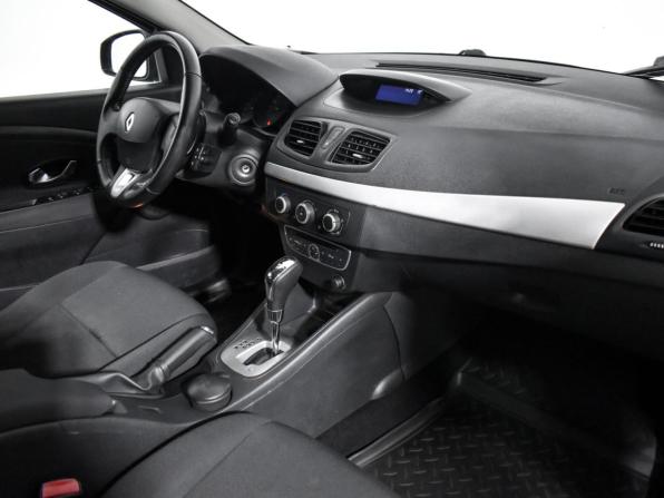 Renault Fluence I с пробегом 2011 года, цена 520 000 рублей, 246766 км, седан, Автокод Объявления