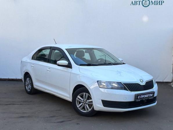 Skoda Rapid I Рестайлинг с пробегом 2018 года, цена 825 000 рублей, 337983 км, лифтбек, Автокод Объявления