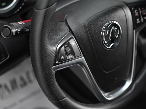 Opel Insignia I с пробегом 2013 года, цена 689 000 рублей, 132766 км, седан, Автокод Объявления