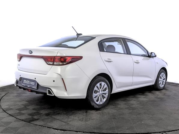 Kia Rio IV Рестайлинг с пробегом 2021 года, цена 1 610 000 рублей, 88828 км, седан, Автокод Объявления