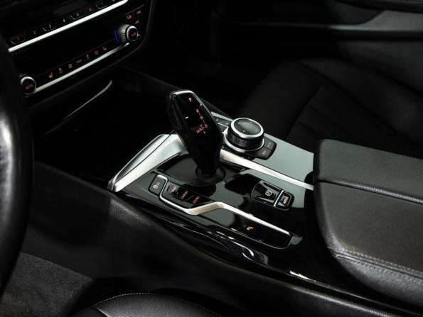 BMW 5 серии VII (G30/G31/G38) Рестайлинг с пробегом 2020 года, цена 2 999 700 рублей, 196979 км, седан, Автокод Объявления