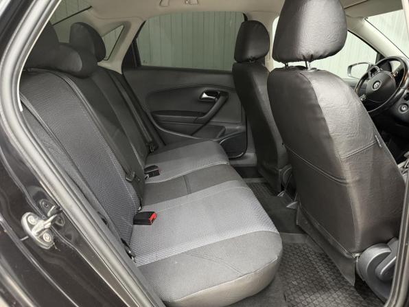 Volkswagen Polo V Рестайлинг с пробегом 2016 года, цена 1 068 000 рублей, 197331 км, седан, Автокод Объявления