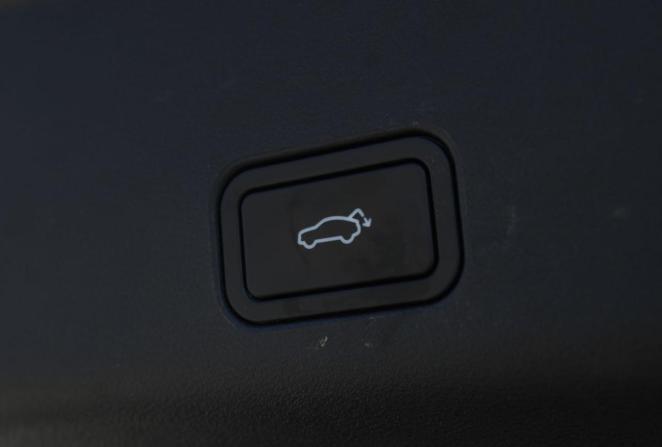 Geely Monjaro I с пробегом 2024 года, цена 3 390 000 рублей, 86755 км, внедорожник, Автокод Объявления