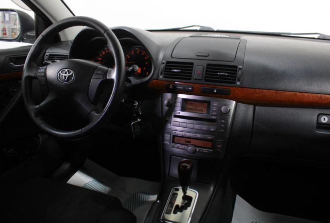 Toyota Avensis II Рестайлинг с пробегом 2008 года, цена 830 000 рублей, 179881 км, седан, Автокод Объявления