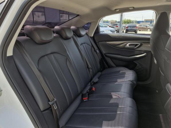 BAIC U5 Plus с пробегом 2023 года, цена 1 335 000 рублей, 38053 км, седан, Автокод Объявления